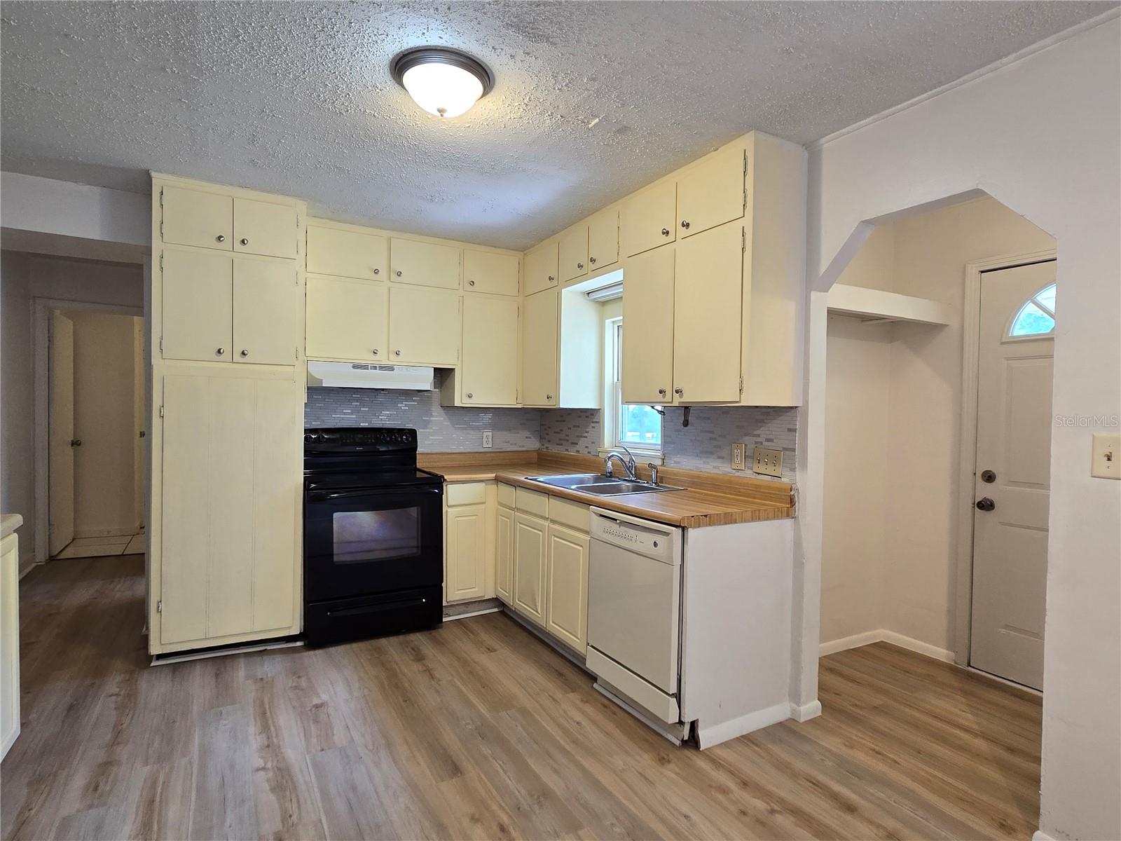 5439 COUNTY ROAD 579, SEFFNER, FL, 33584
