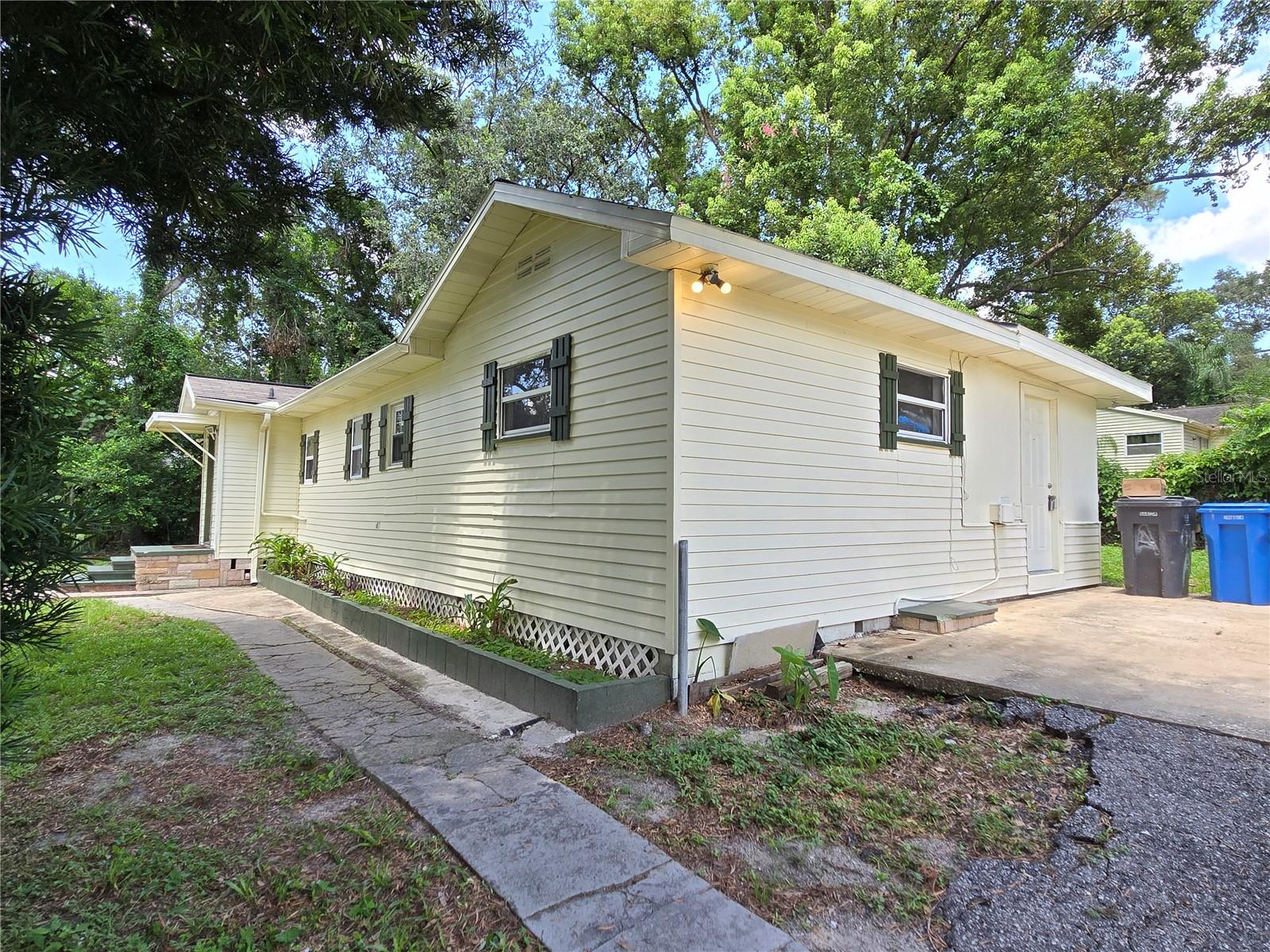 5439 COUNTY ROAD 579, SEFFNER, FL, 33584
