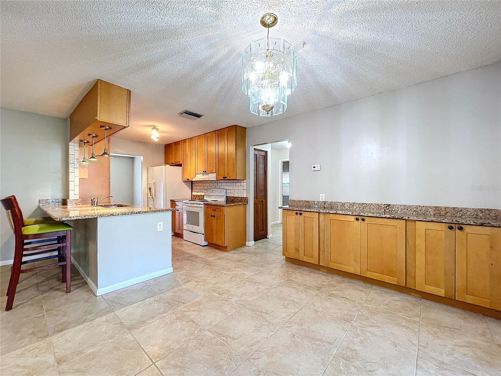 808 SMITH BAY DR, BRANDON, FL, 33510