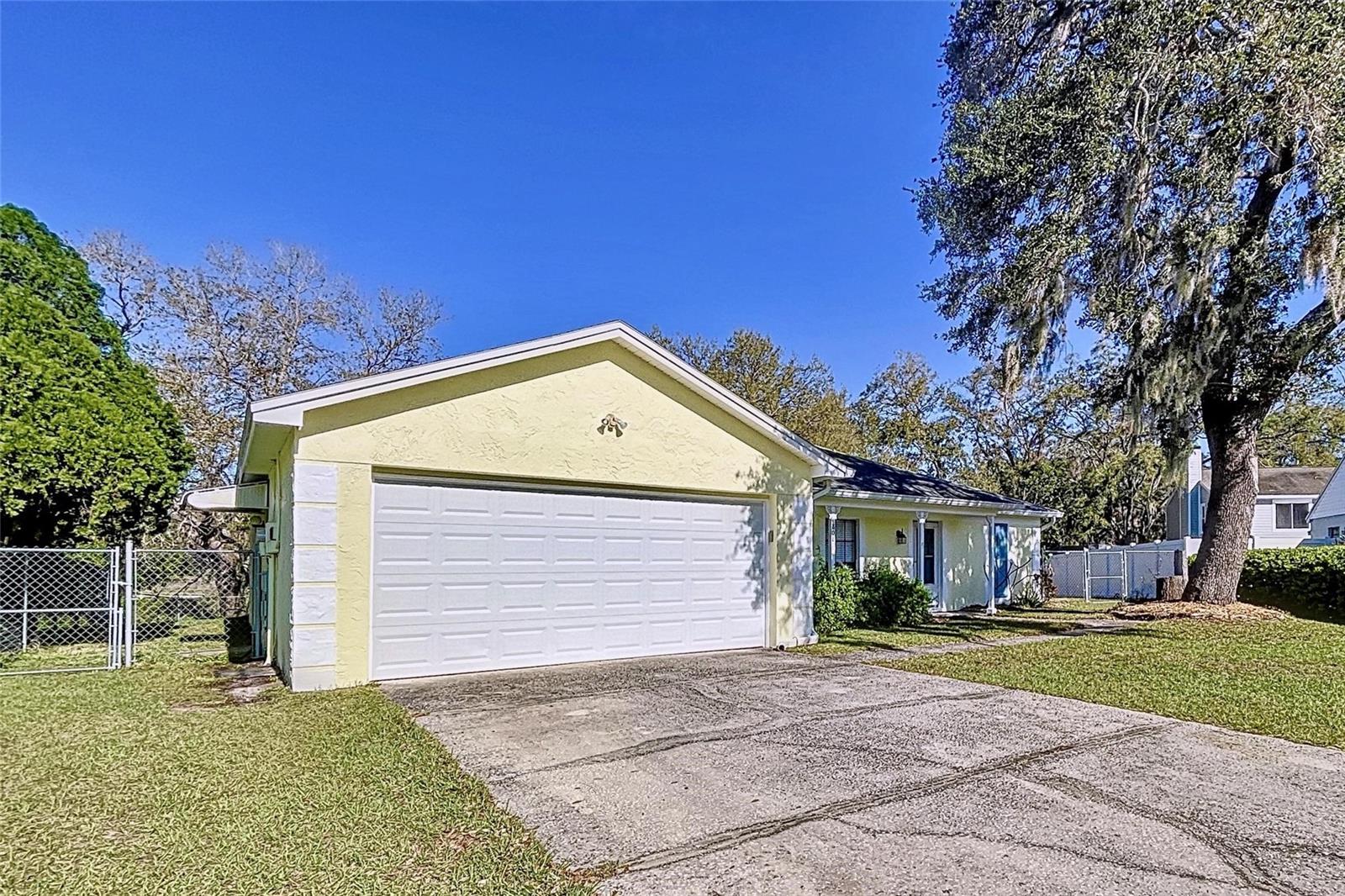 808 SMITH BAY DR, BRANDON, FL, 33510