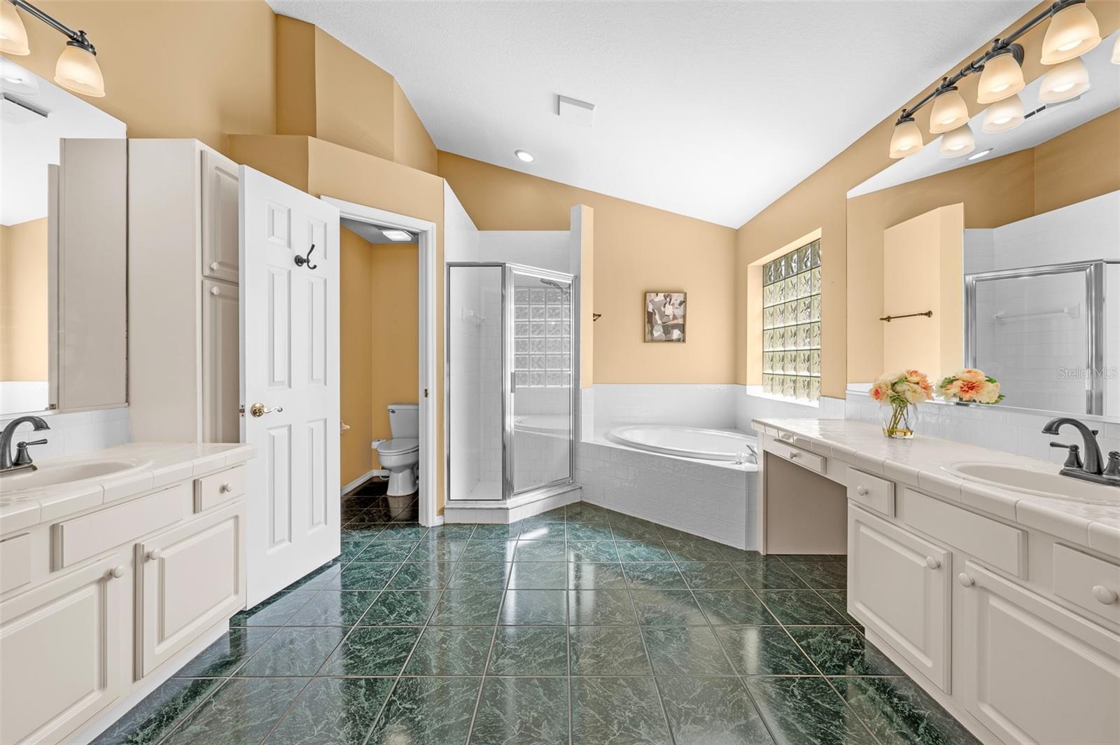 18908 FAIRWOOD CT, TAMPA, FL, 33647
