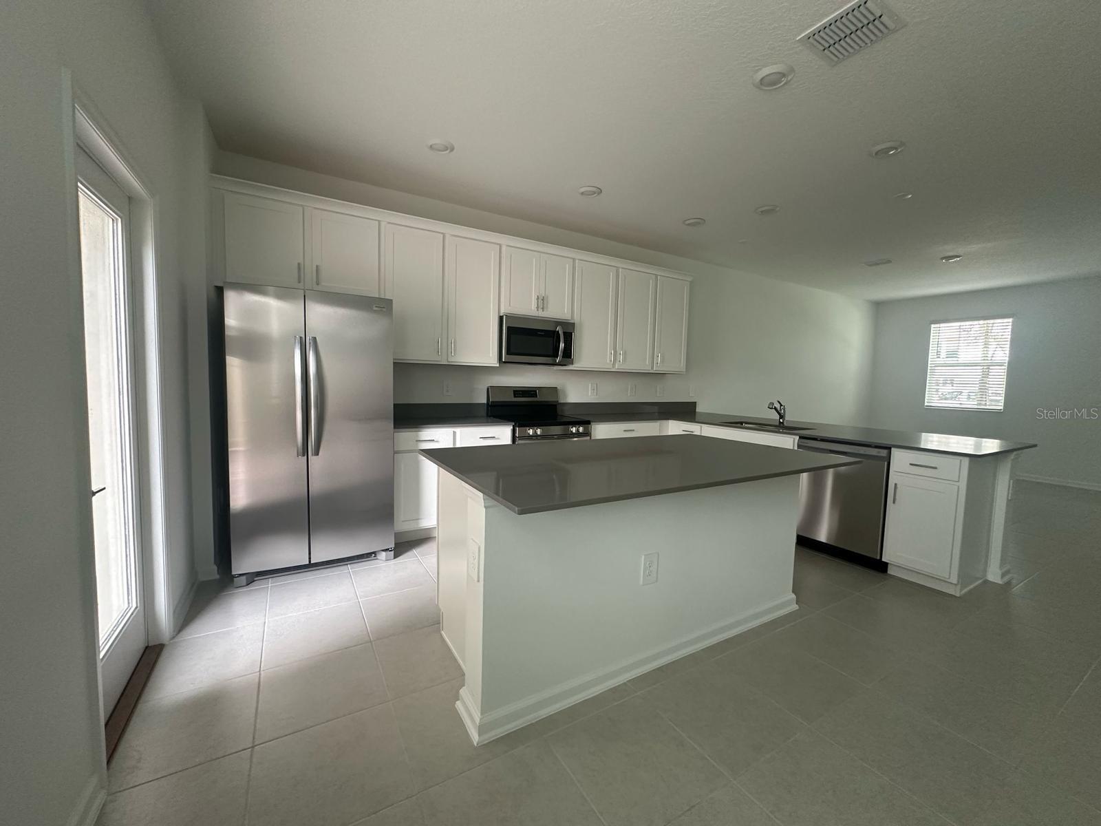 2012 TOHOQUA BLVD, KISSIMMEE, FL, 34744