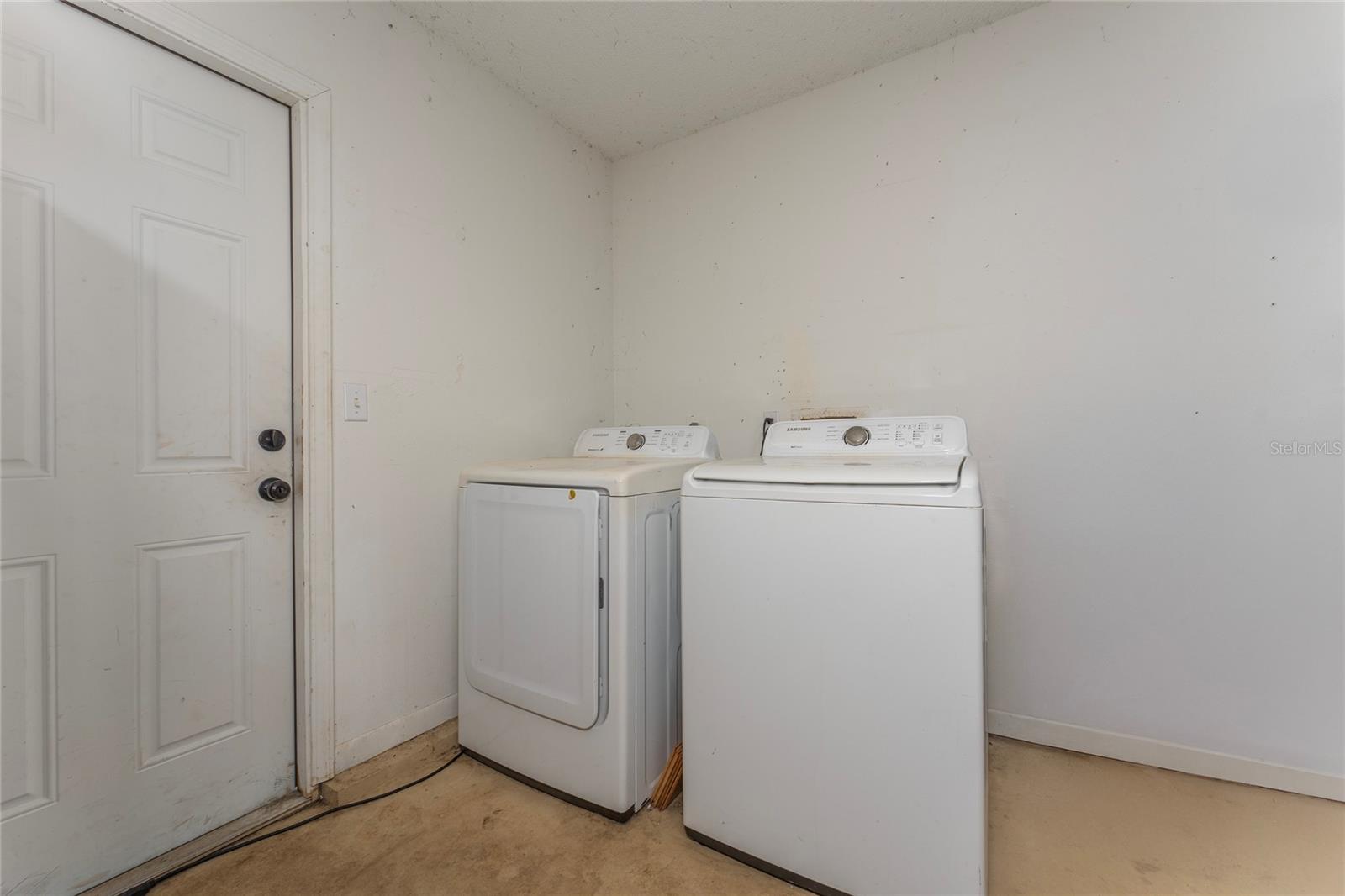 3189 SAINT JAMES AVE, DELTONA, FL, 32738