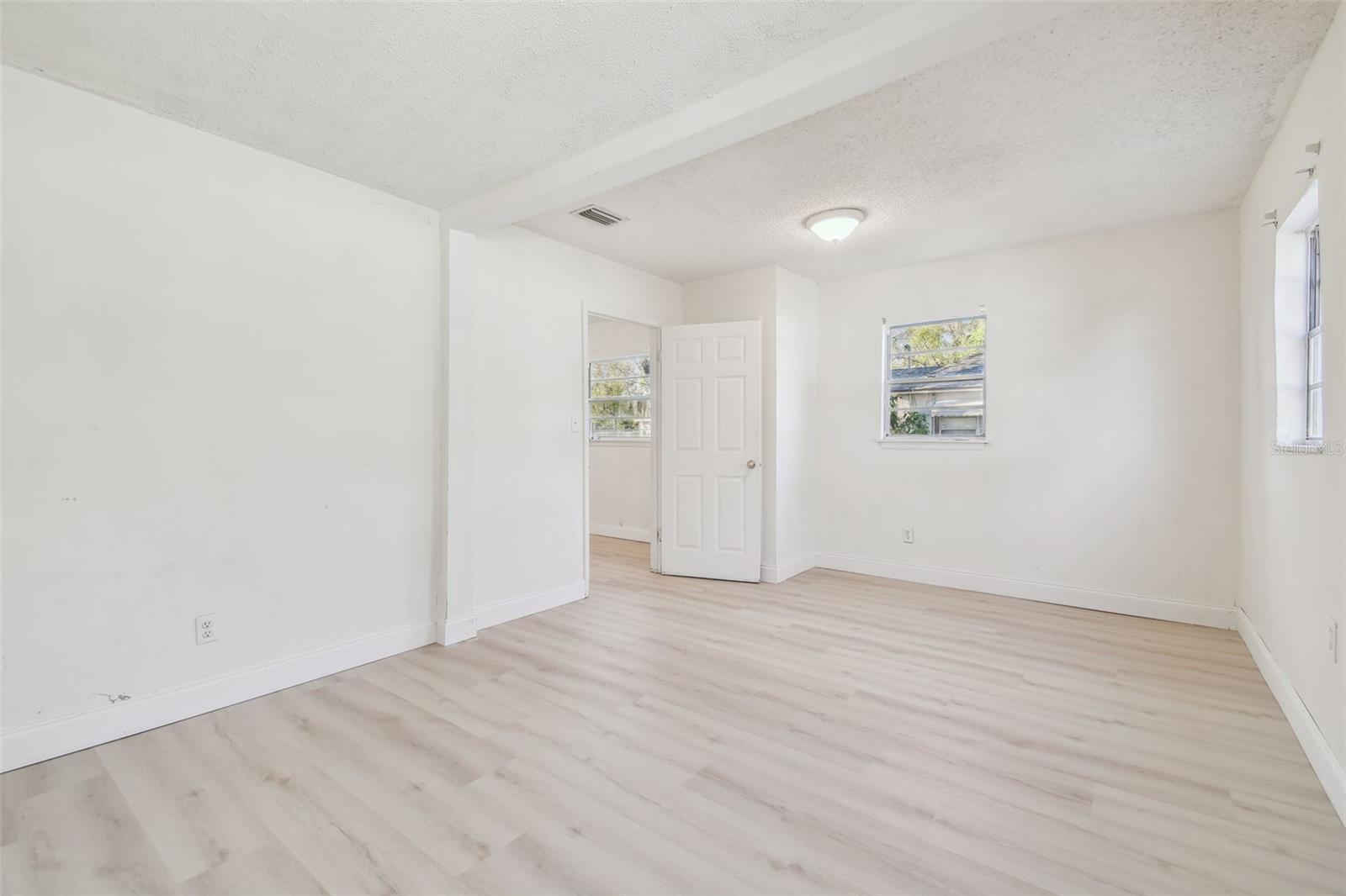 2801 N 75TH ST, TAMPA, FL, 33619