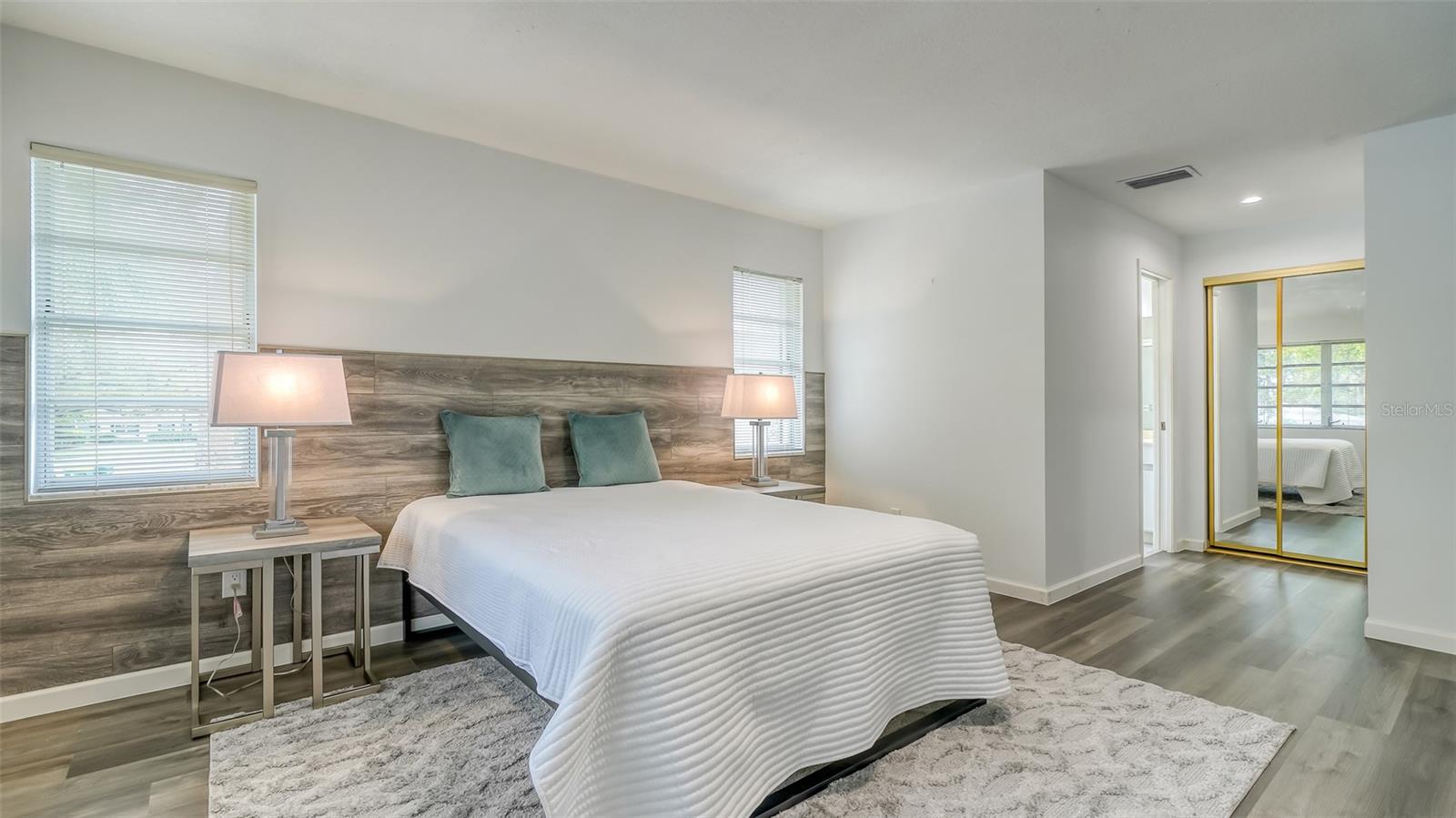 6999 W COUNTRY CLUB DR N #226, SARASOTA, FL, 34243