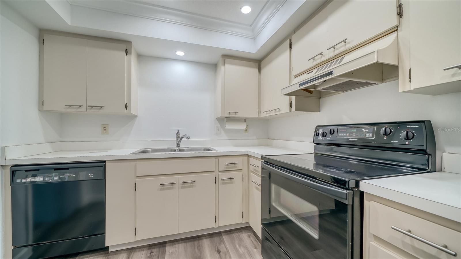 6999 W COUNTRY CLUB DR N #226, SARASOTA, FL, 34243