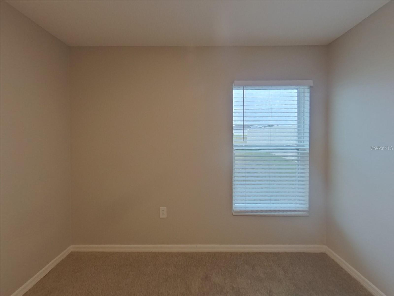 2046 AMBER SWEET CIR, DUNDEE, FL, 33838