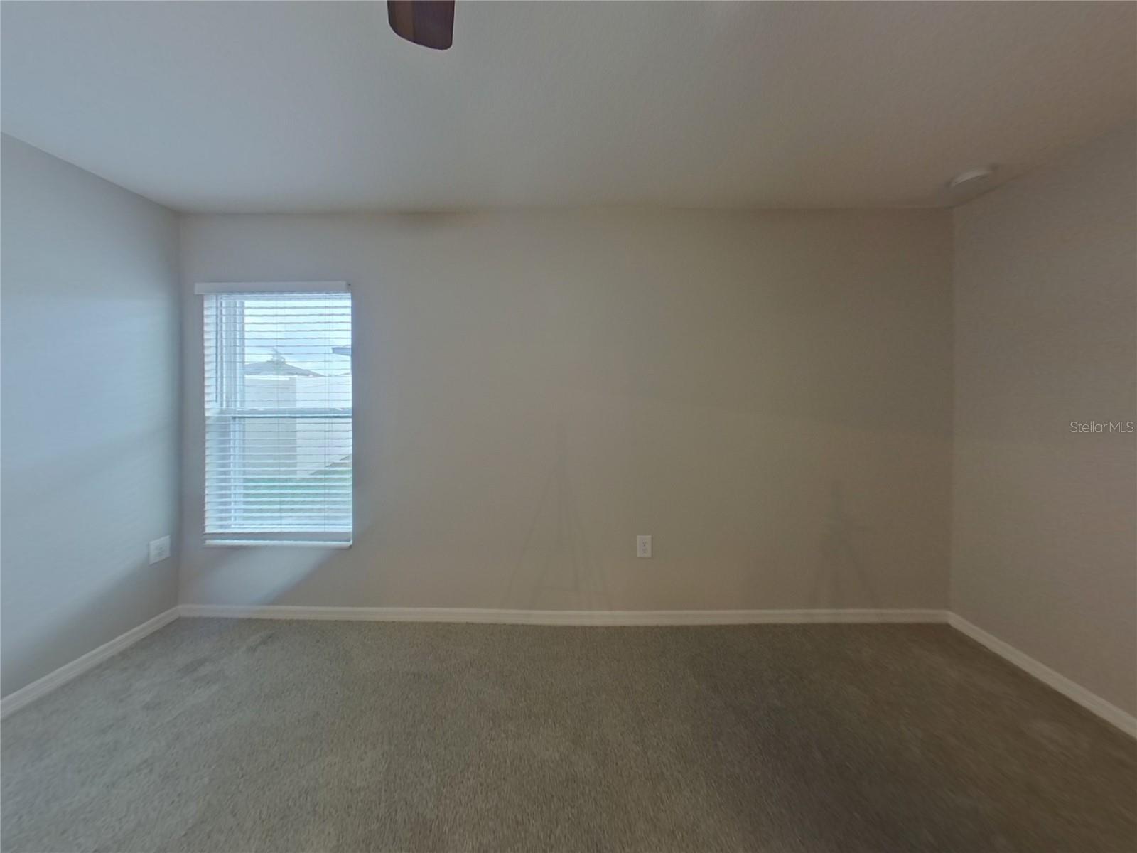 2046 AMBER SWEET CIR, DUNDEE, FL, 33838