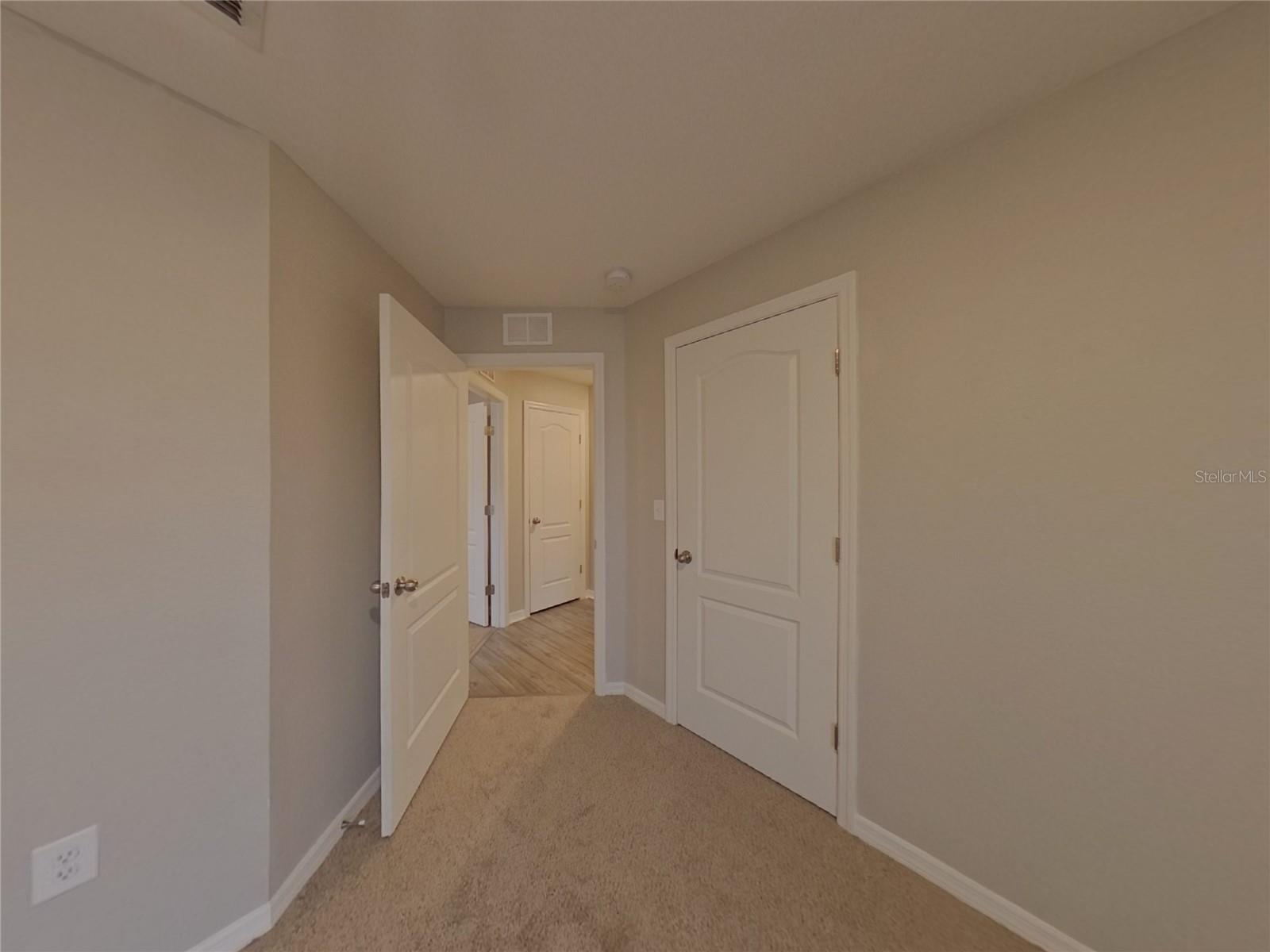 2046 AMBER SWEET CIR, DUNDEE, FL, 33838