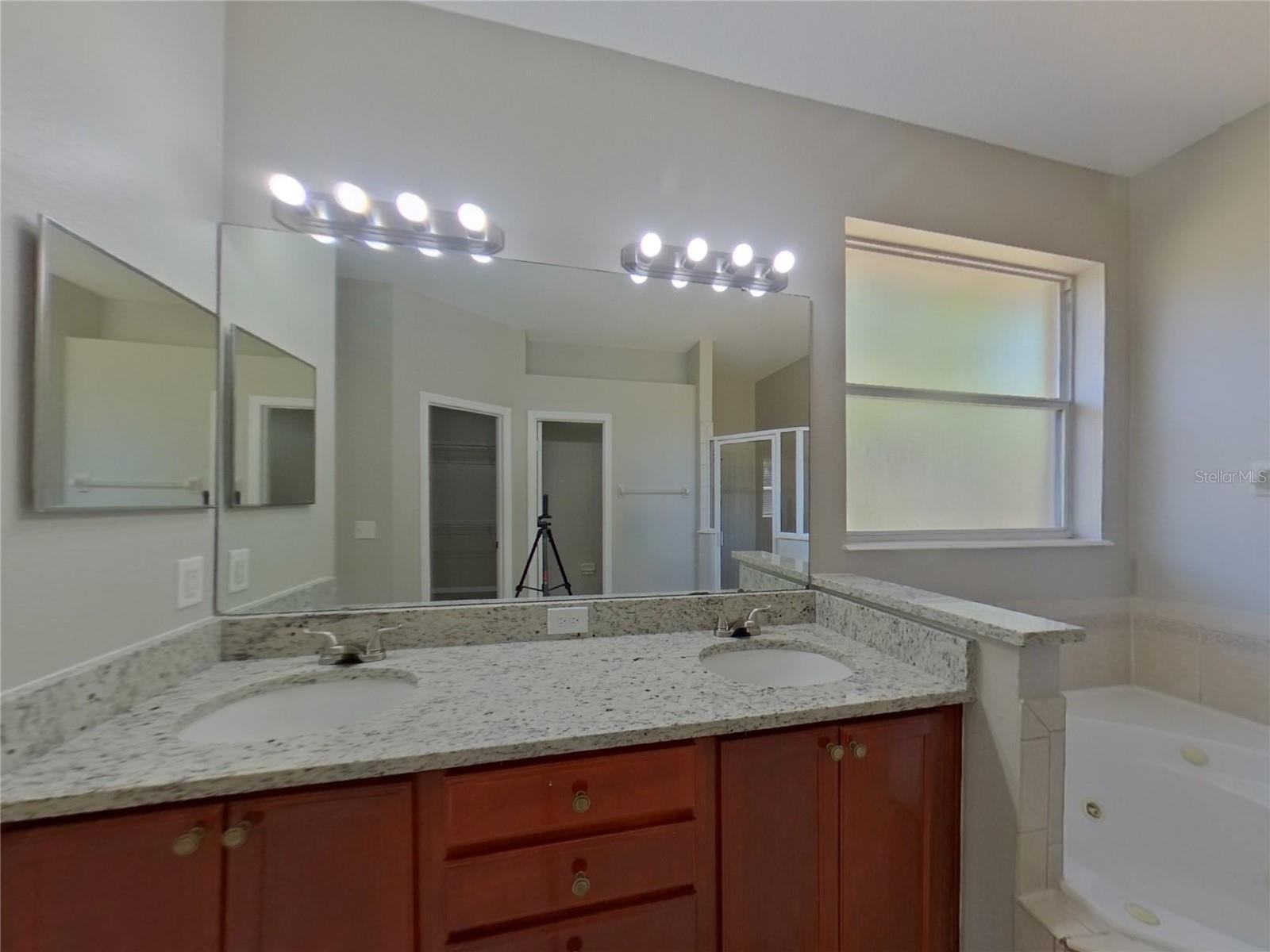 2701 SAVANNAH DR, LEESBURG, FL, 34748
