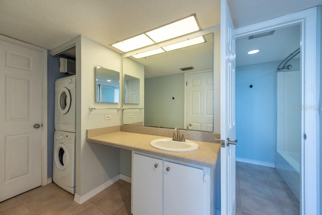 500 TREASURE ISLAND CSWY #402, TREASURE ISLAND, FL, 33706