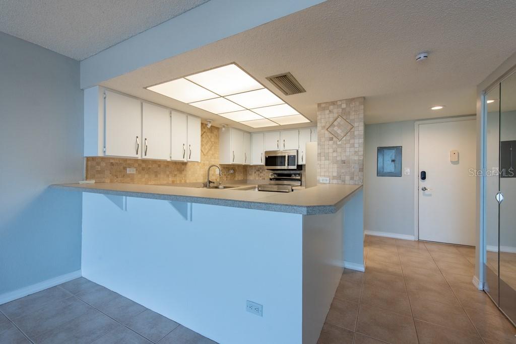 500 TREASURE ISLAND CSWY #402, TREASURE ISLAND, FL, 33706
