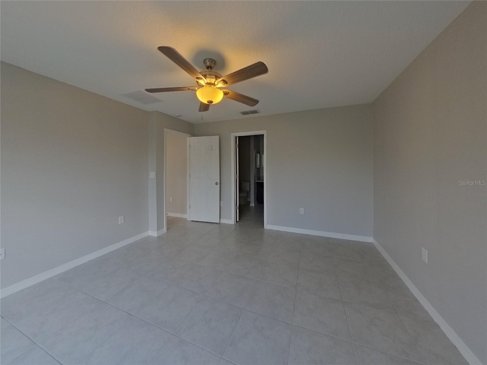 3220 CASA DEL REY AVE, KISSIMMEE, FL, 34746