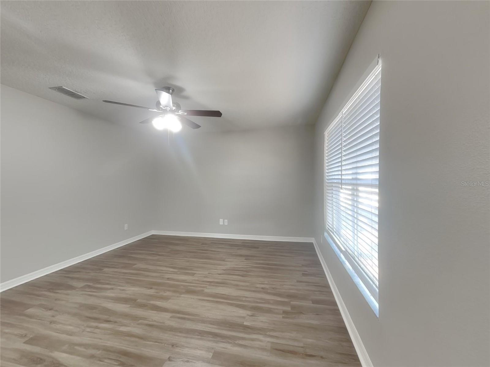 2366 MARTINS RUN, TAVARES, FL, 32778