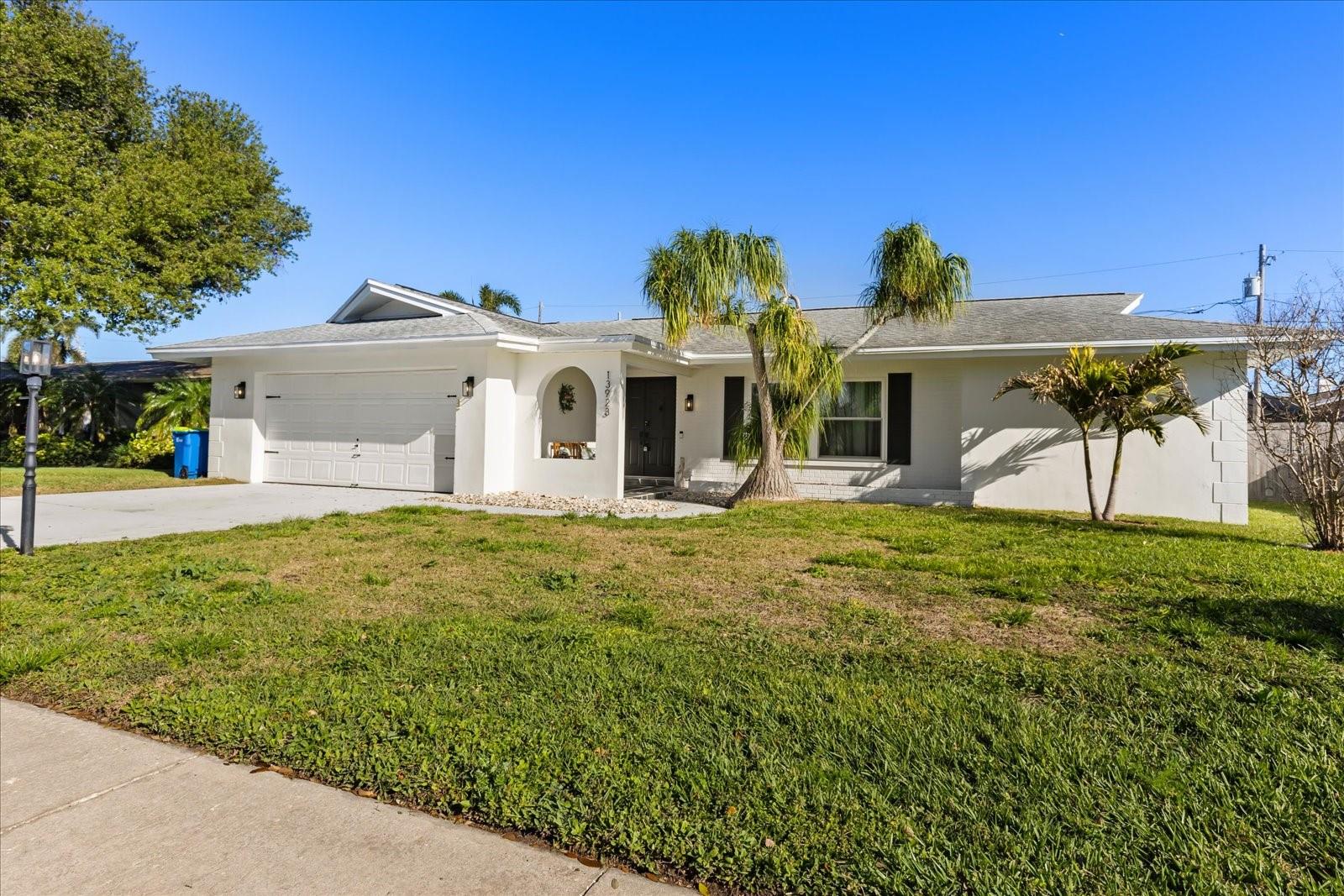 13923 BREWSTER DR, LARGO, FL, 33774