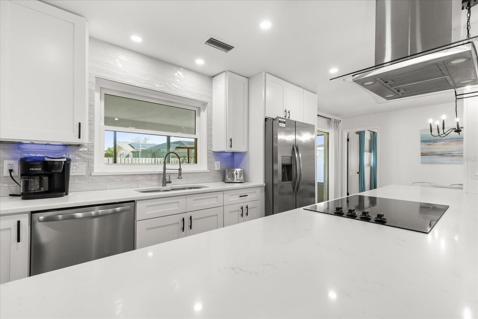 13923 BREWSTER DR, LARGO, FL, 33774