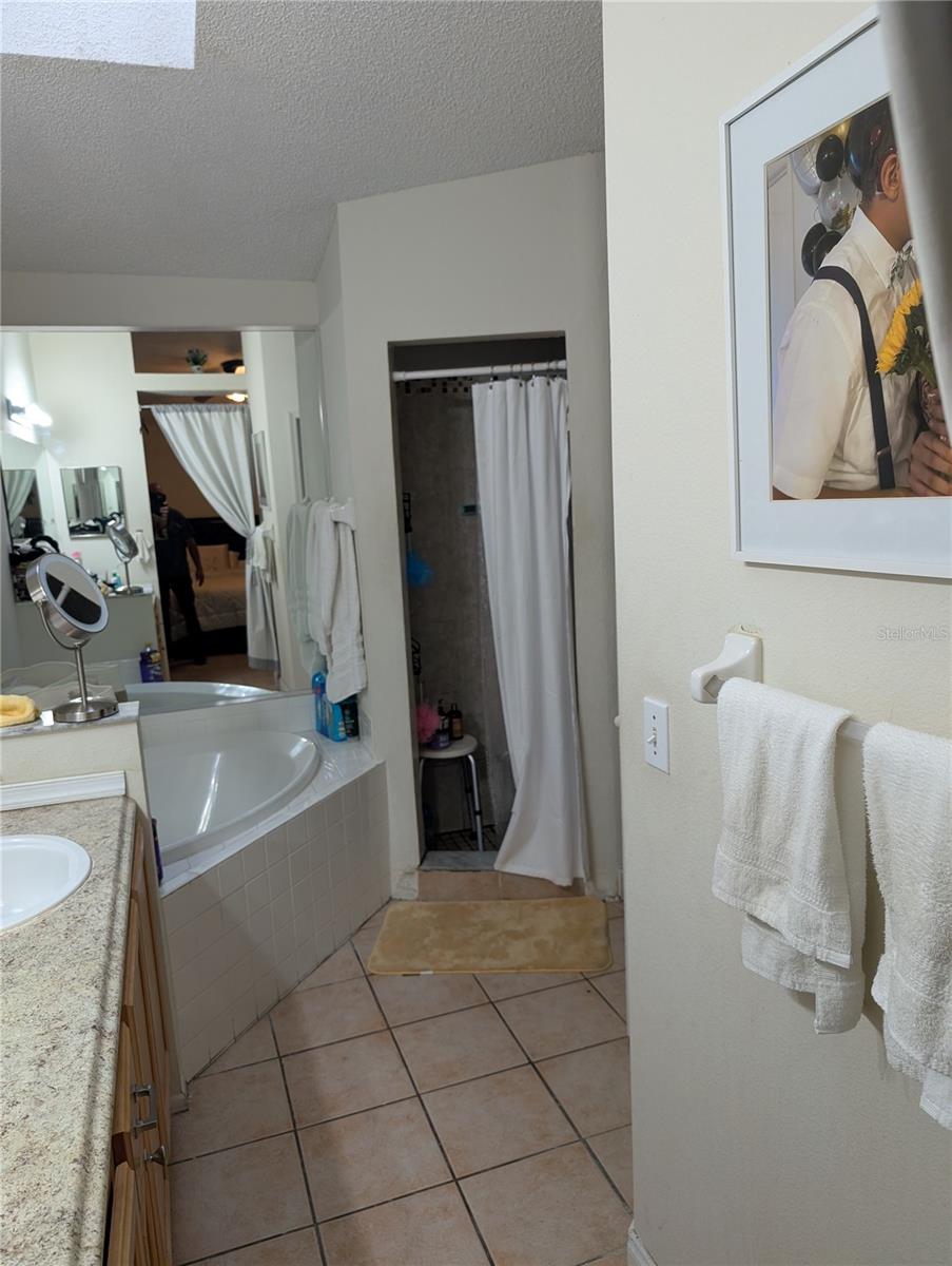 7143 EDGEWATER SHORES CT, ORLANDO, FL, 32810