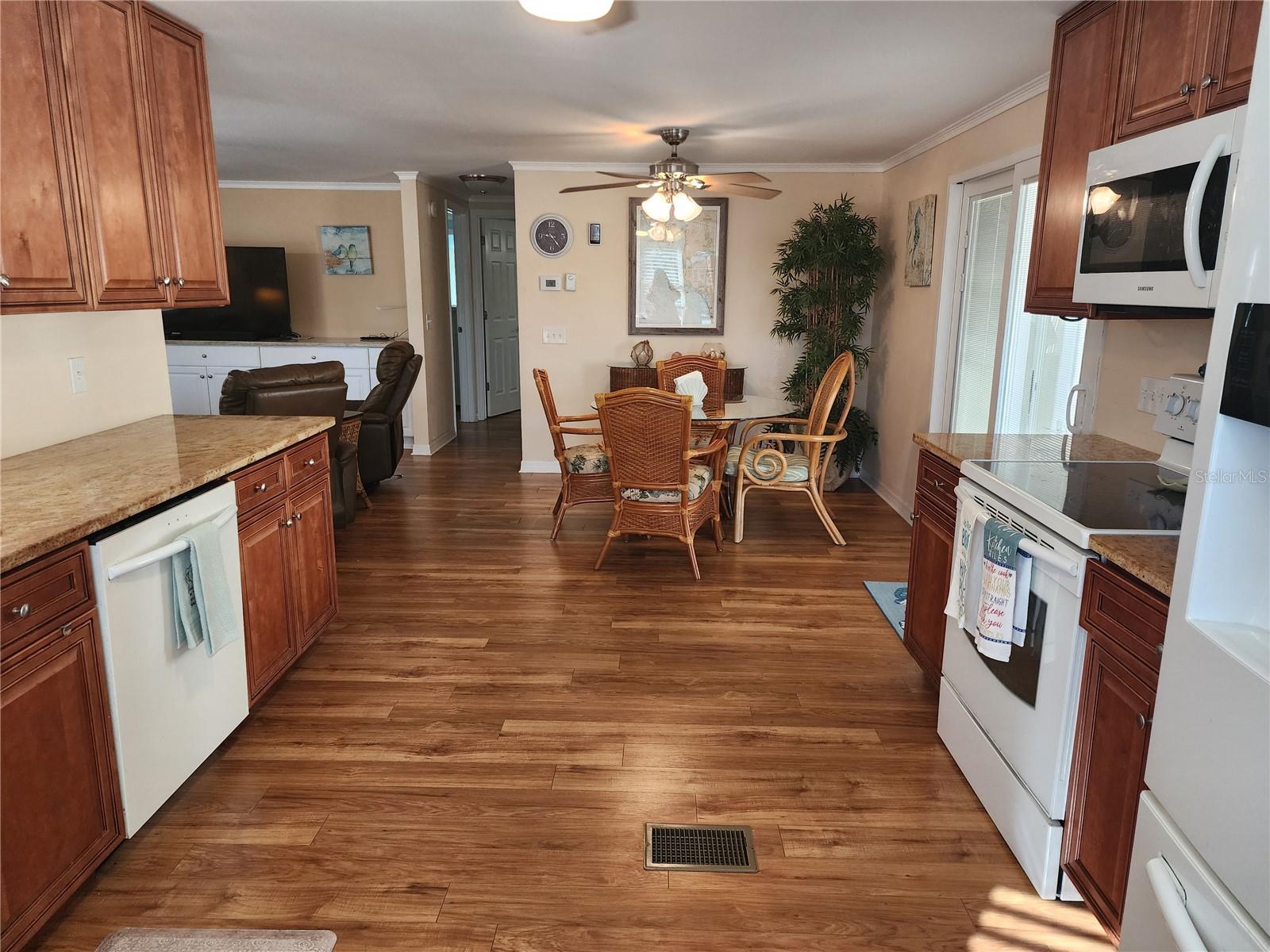 56 N FIJI CIR, ENGLEWOOD, FL, 34223