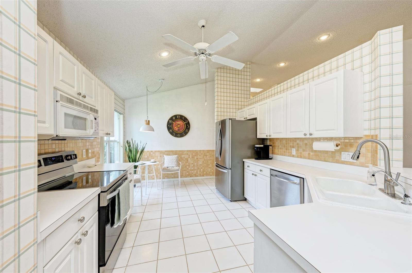 4916 LINSEY CT, SARASOTA, FL, 34243