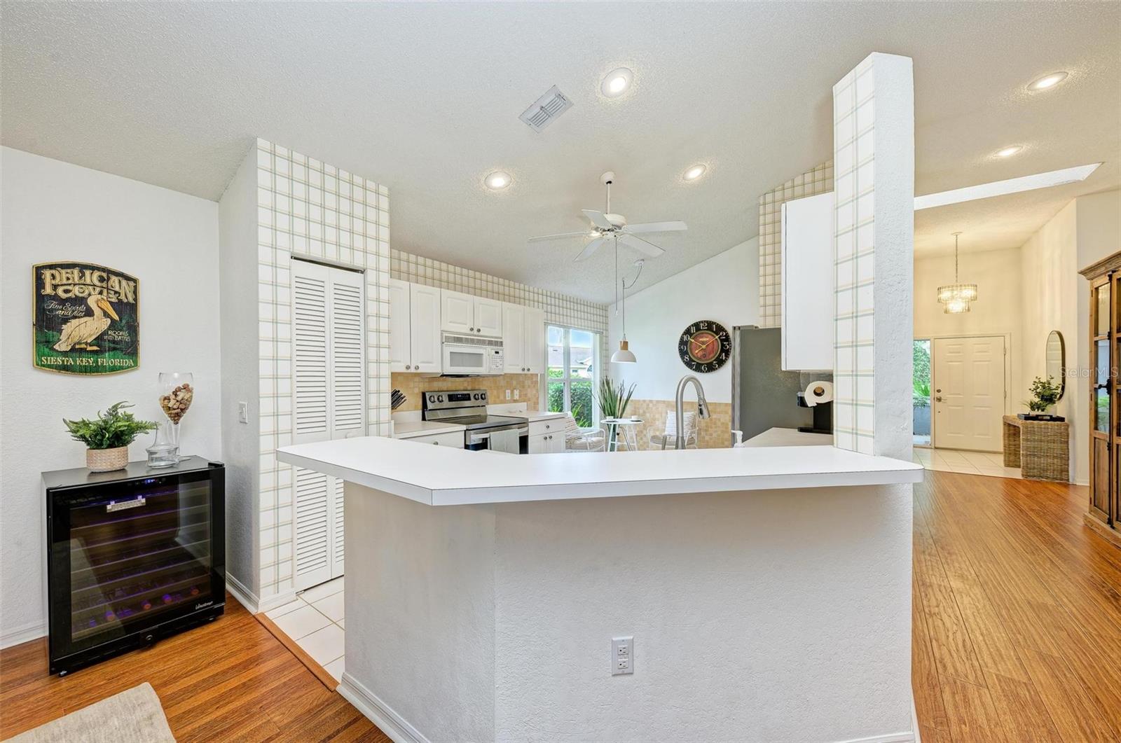 4916 LINSEY CT, SARASOTA, FL, 34243