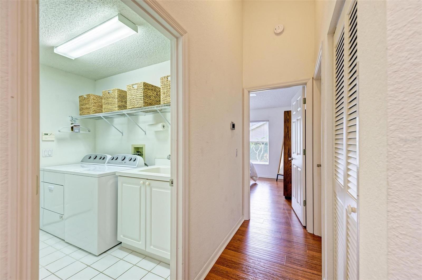 4916 LINSEY CT, SARASOTA, FL, 34243