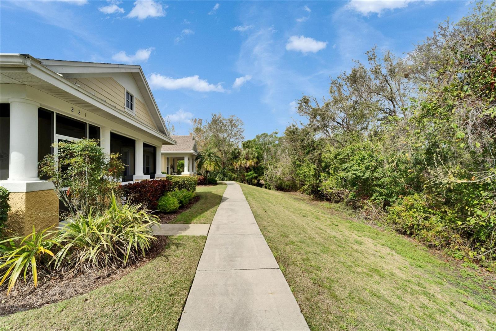 221 SELA COVE CIR, APOLLO BEACH, FL, 33572