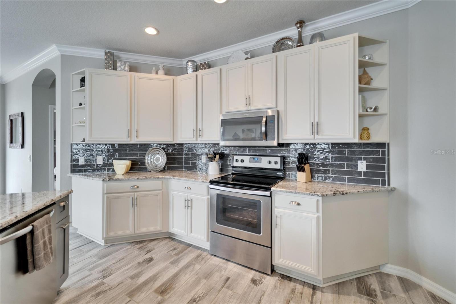 221 SELA COVE CIR, APOLLO BEACH, FL, 33572