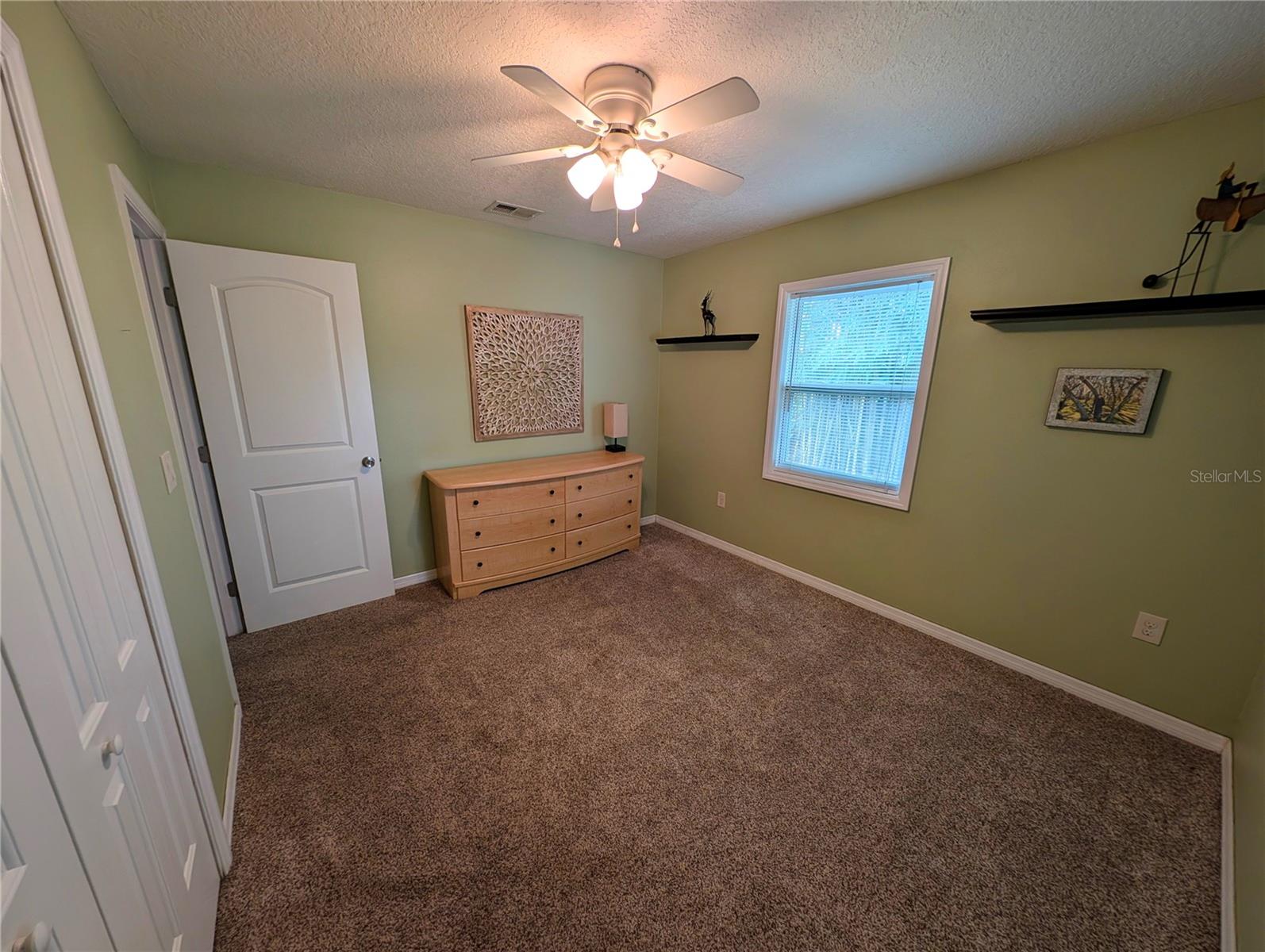 32 FALLEN OAK LN, PALM COAST, FL, 32137