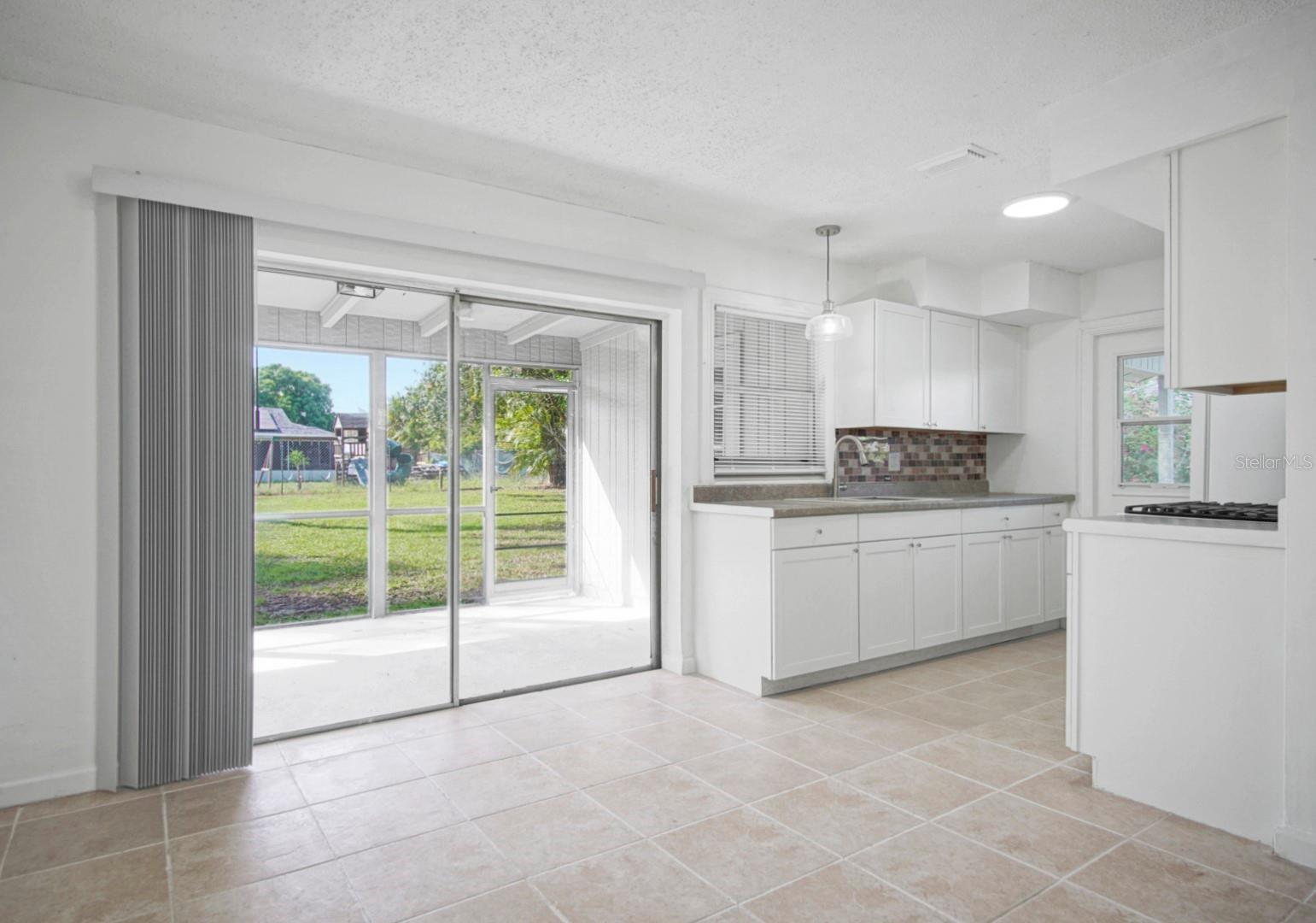 457 NE CAMELOT DR, PORT ST LUCIE, FL, 34983