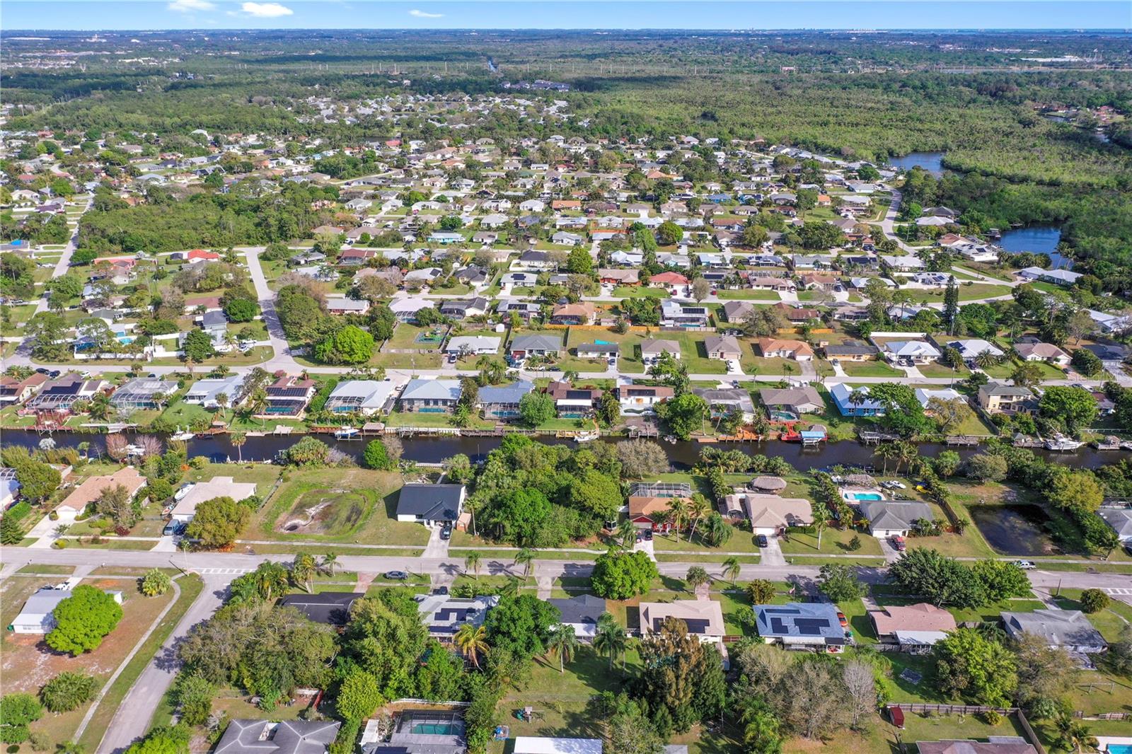 457 NE CAMELOT DR, PORT ST LUCIE, FL, 34983