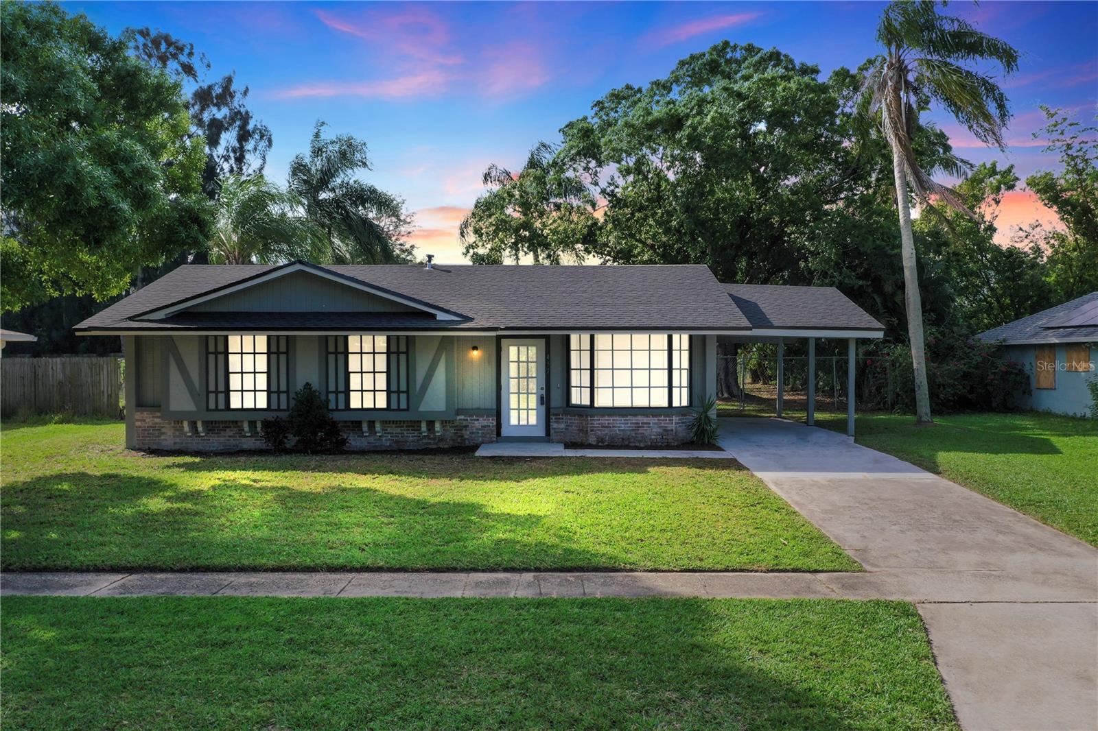457 NE CAMELOT DR, PORT ST LUCIE, FL, 34983