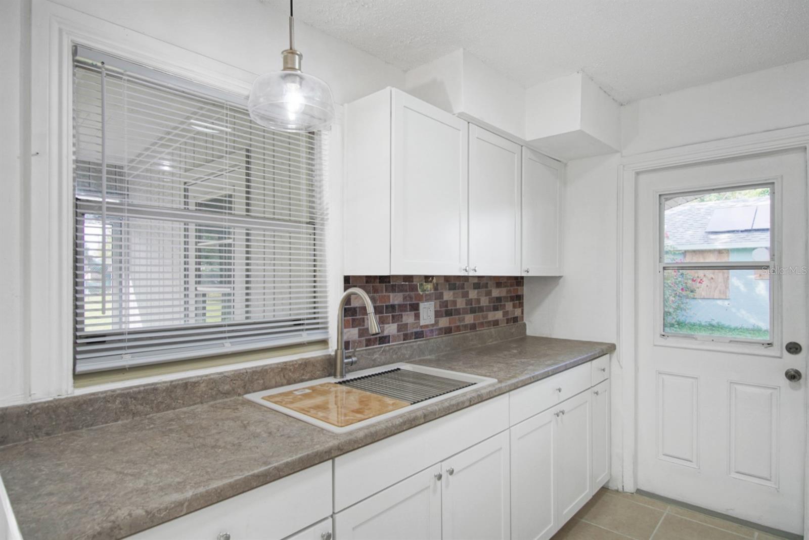 457 NE CAMELOT DR, PORT ST LUCIE, FL, 34983