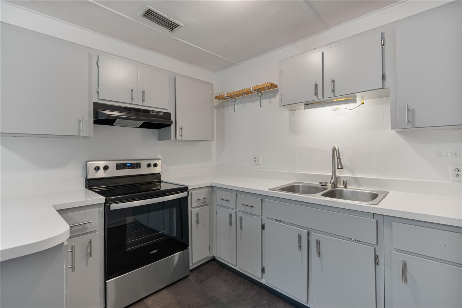 119 E CENTRAL AVE, BUSHNELL, FL, 33513