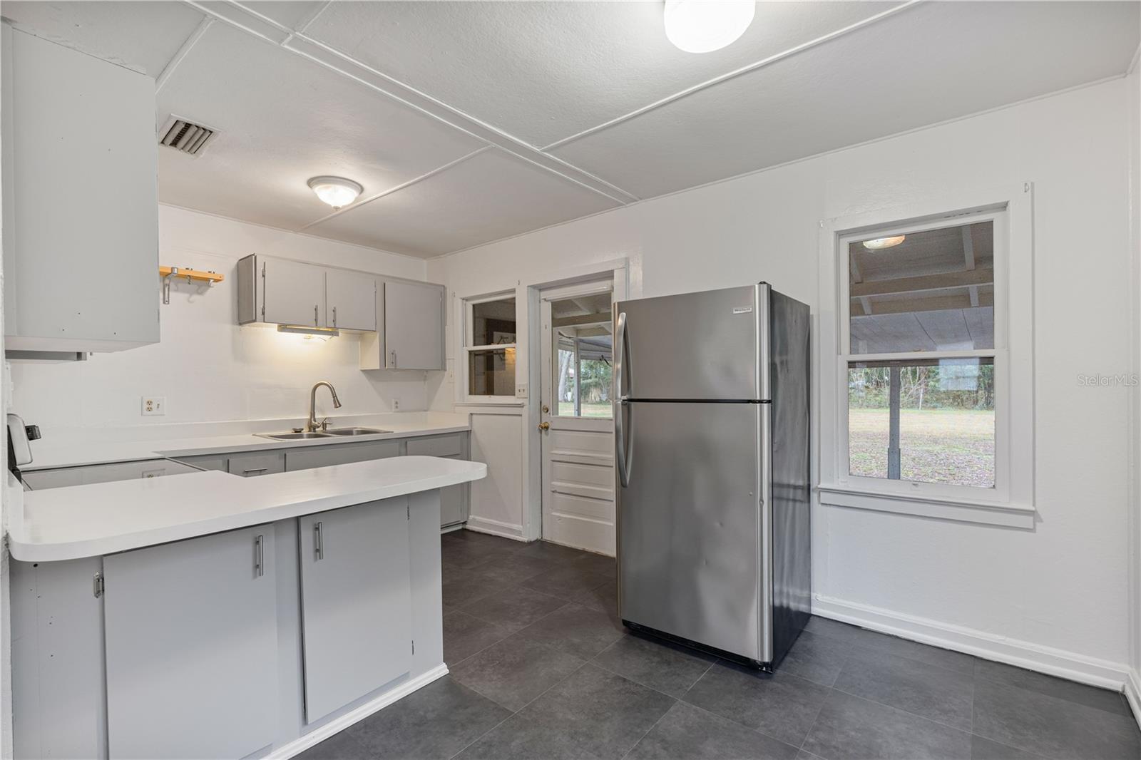 119 E CENTRAL AVE, BUSHNELL, FL, 33513