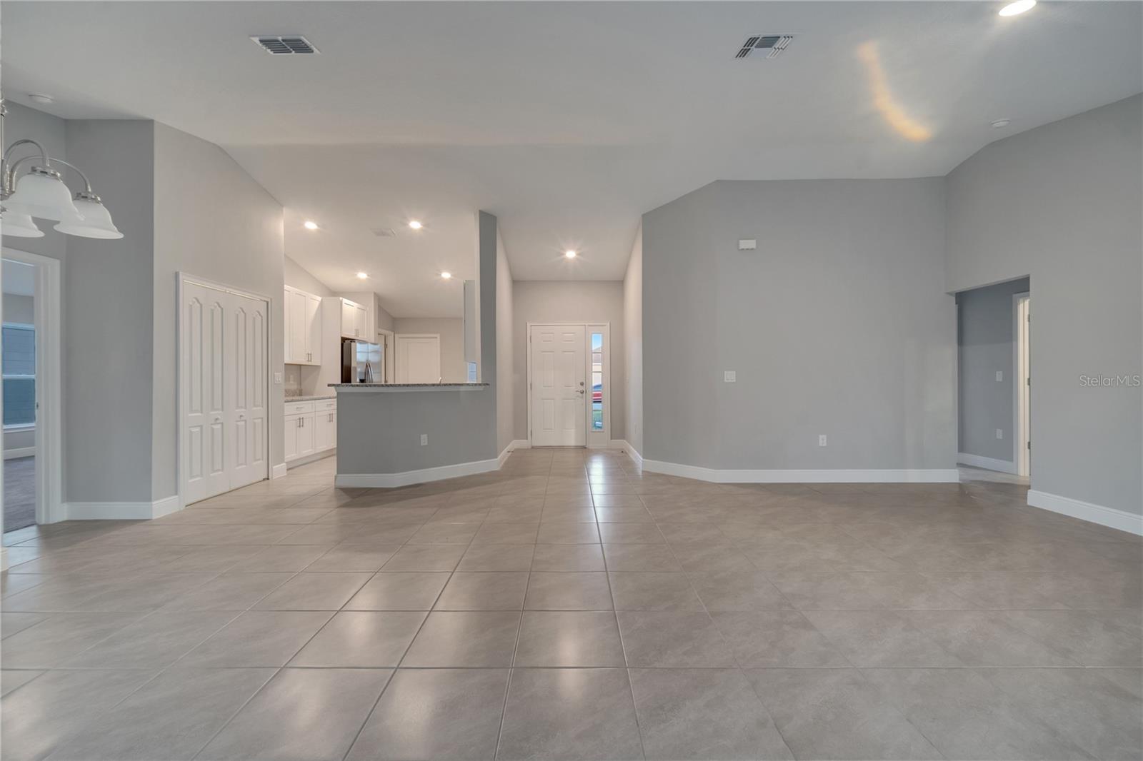 421 BRITTEN DR, KISSIMMEE, FL, 34758