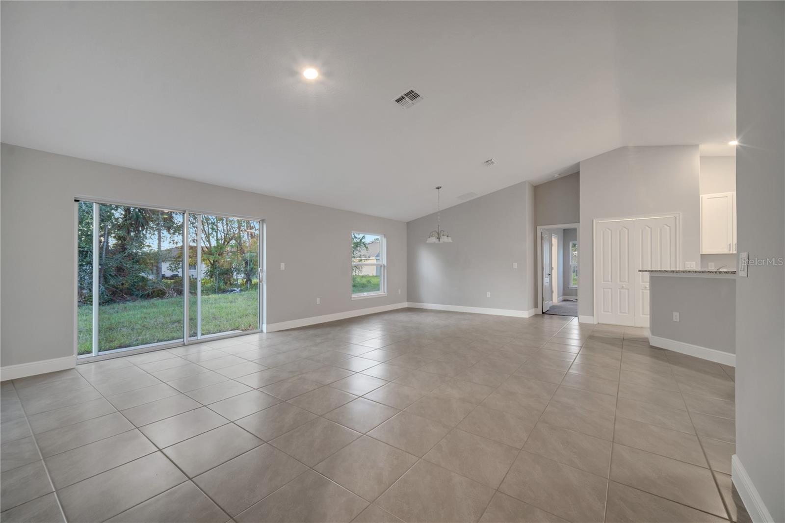 421 BRITTEN DR, KISSIMMEE, FL, 34758
