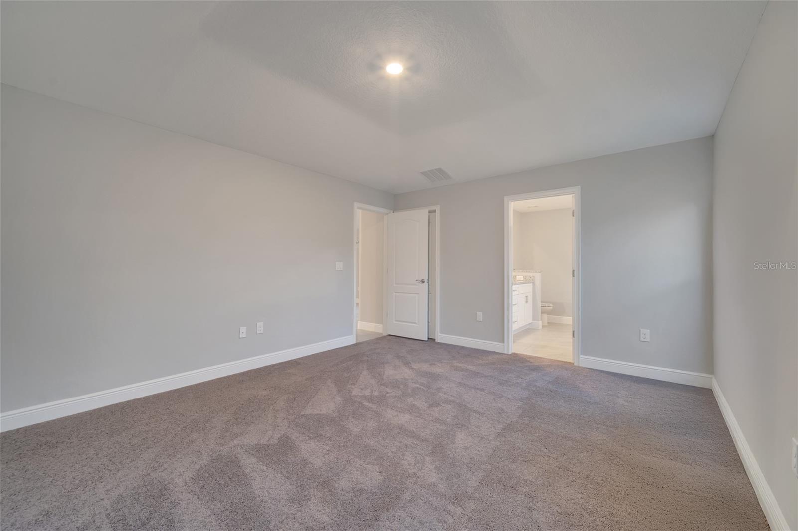 421 BRITTEN DR, KISSIMMEE, FL, 34758