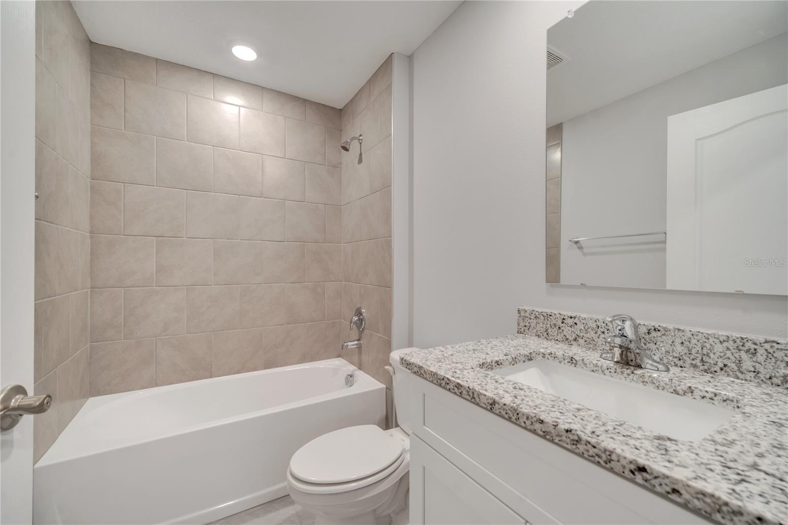 421 BRITTEN DR, KISSIMMEE, FL, 34758