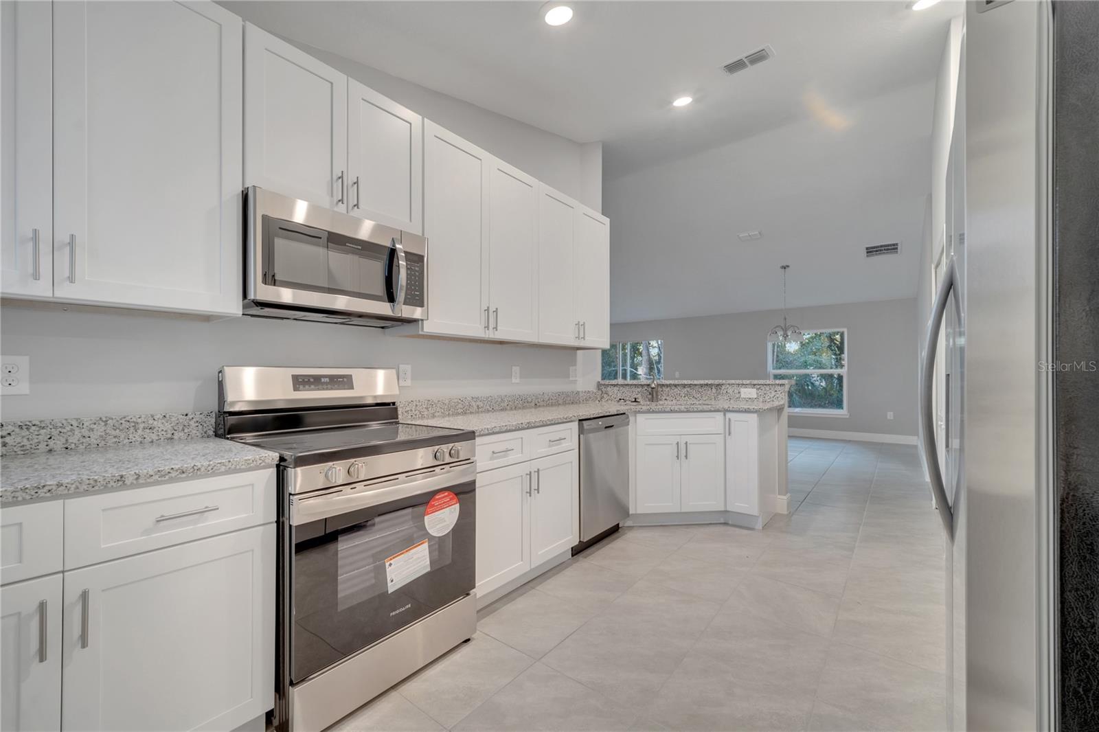 421 BRITTEN DR, KISSIMMEE, FL, 34758