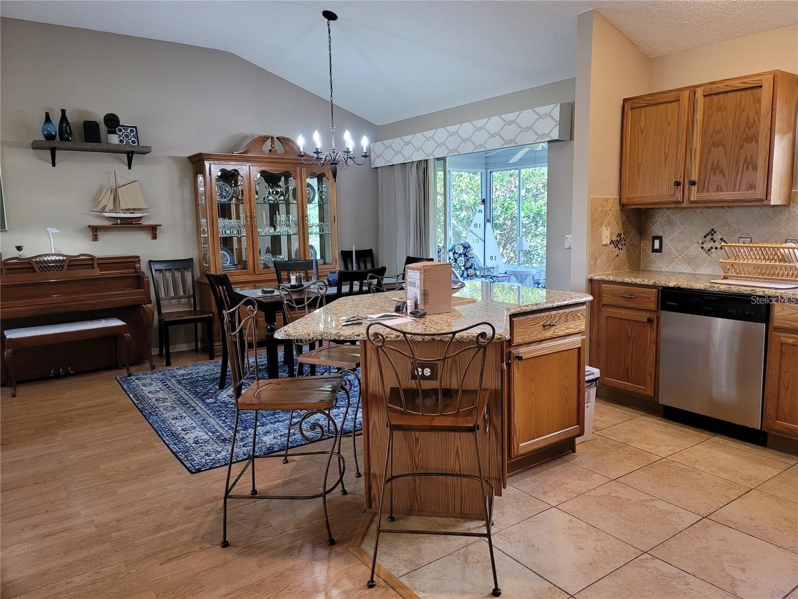 1317 JIMENEZ CT, LADY LAKE, FL, 32159