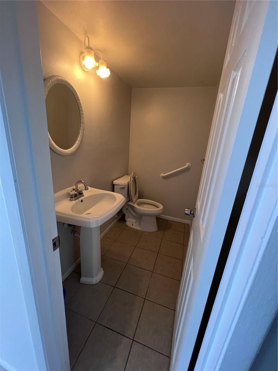 6046 VILLAGE CIR #6046, ORLANDO, FL, 32822