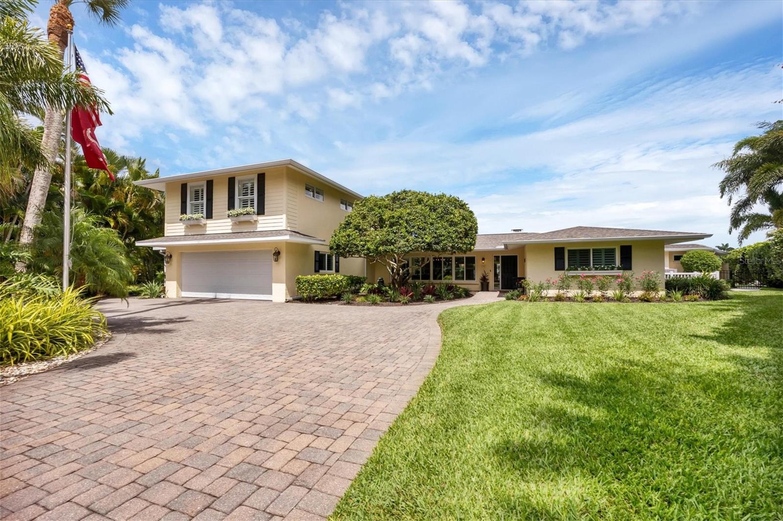 1701 SANDALWOOD DR, SARASOTA, FL, 34231