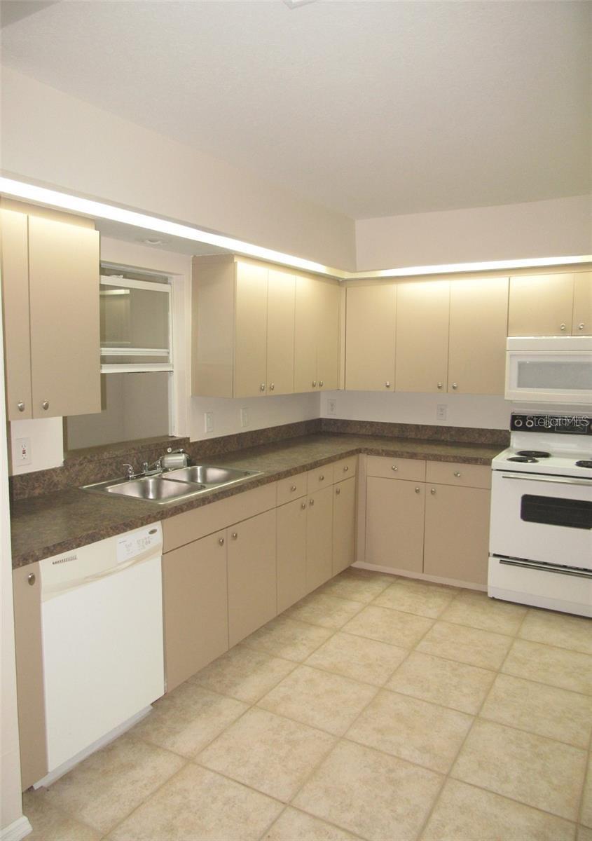 3733 LORTON AVE, NORTH PORT, FL, 34286