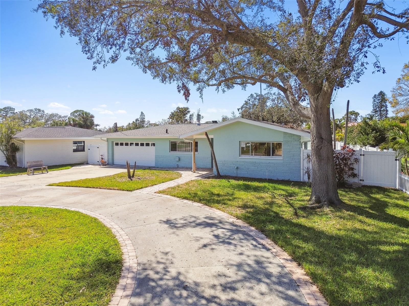 5050 VENETIAN BLVD NE, ST PETERSBURG, FL, 33703