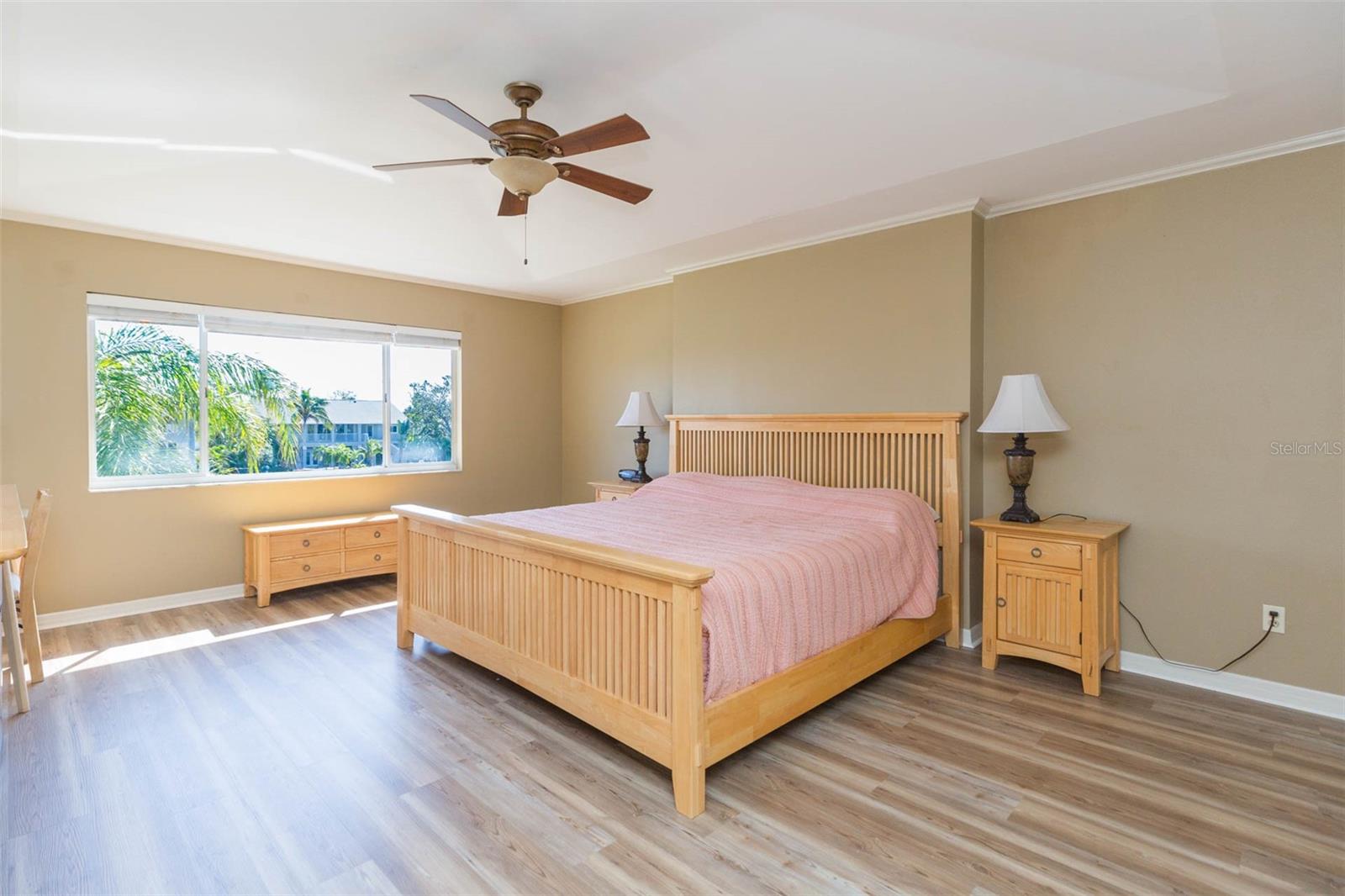 903 PINELLAS BAYWAY S #102, ST PETERSBURG, FL, 33715