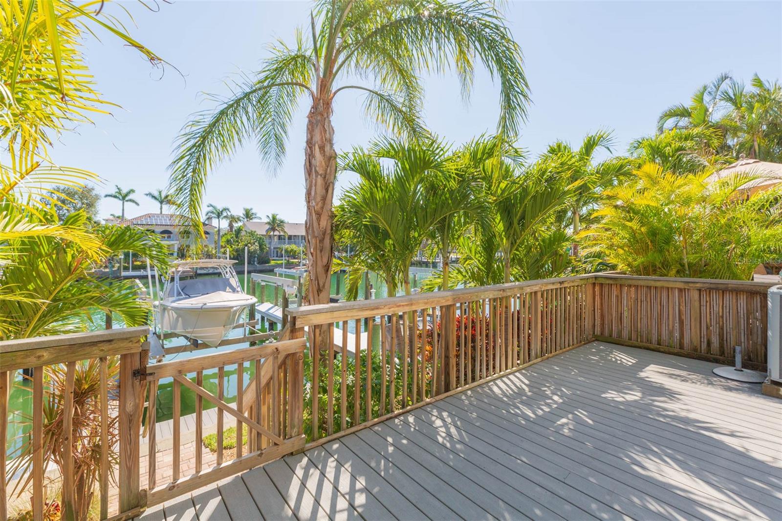 903 PINELLAS BAYWAY S #102, ST PETERSBURG, FL, 33715