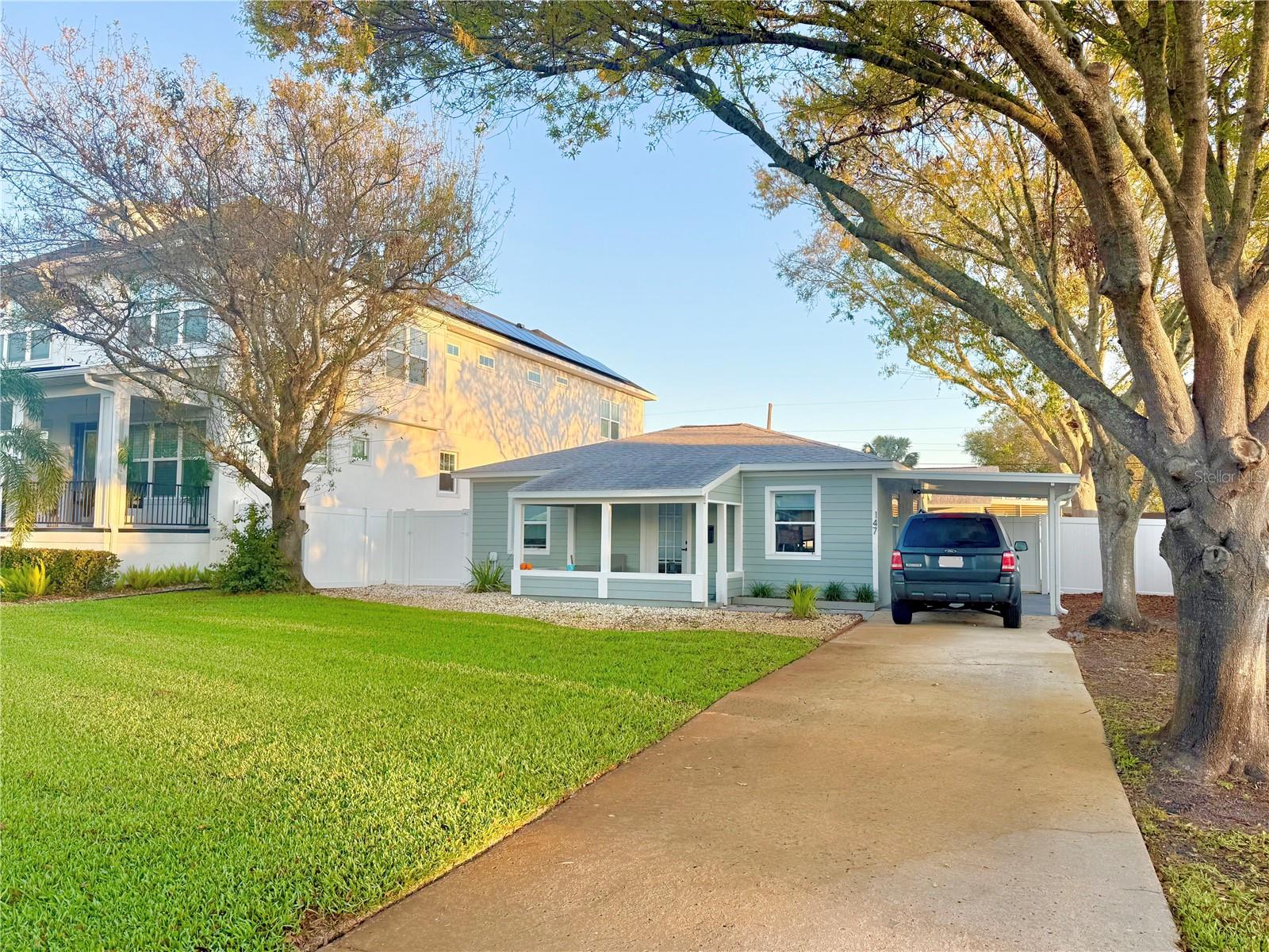 147 42ND AVE NE, ST PETERSBURG, FL, 33703