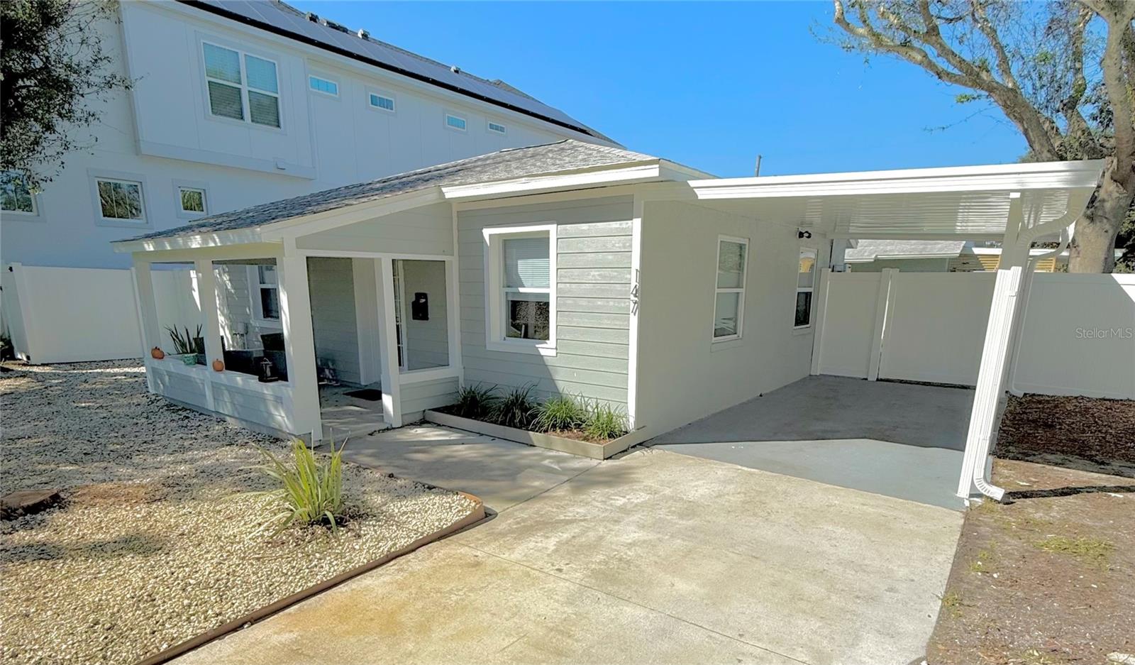 147 42ND AVE NE, ST PETERSBURG, FL, 33703