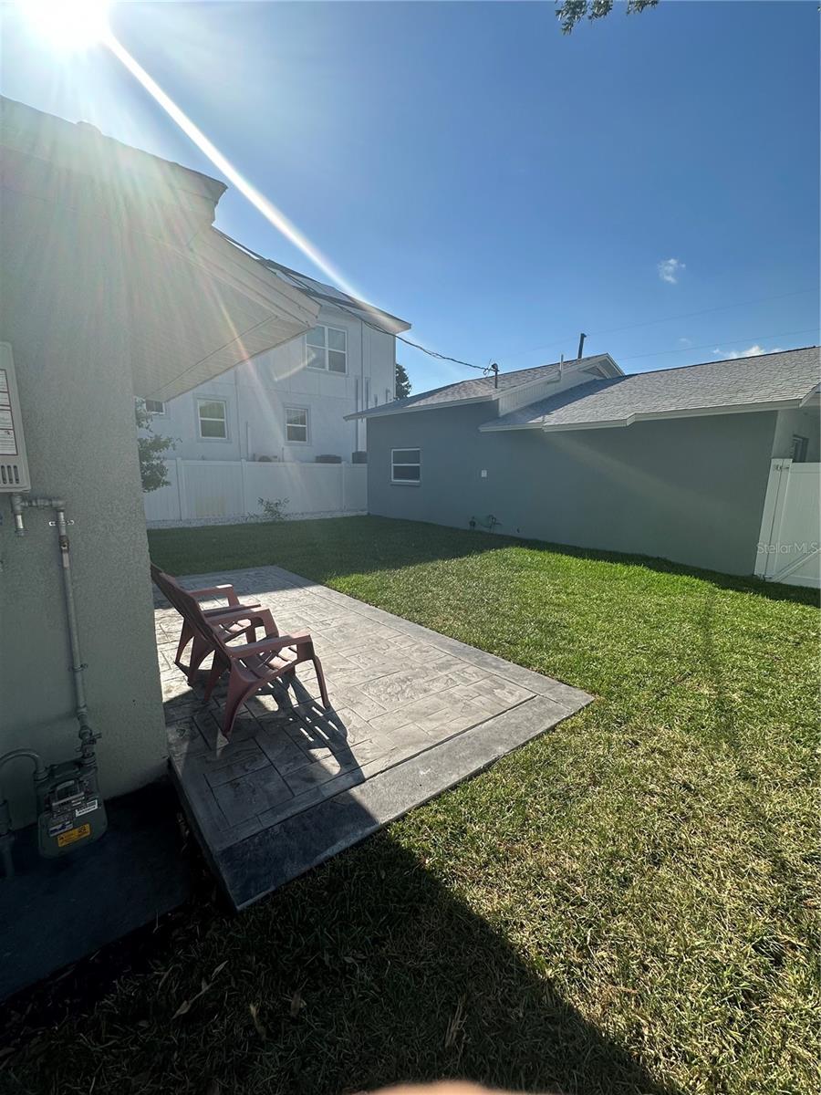 147 42ND AVE NE, ST PETERSBURG, FL, 33703