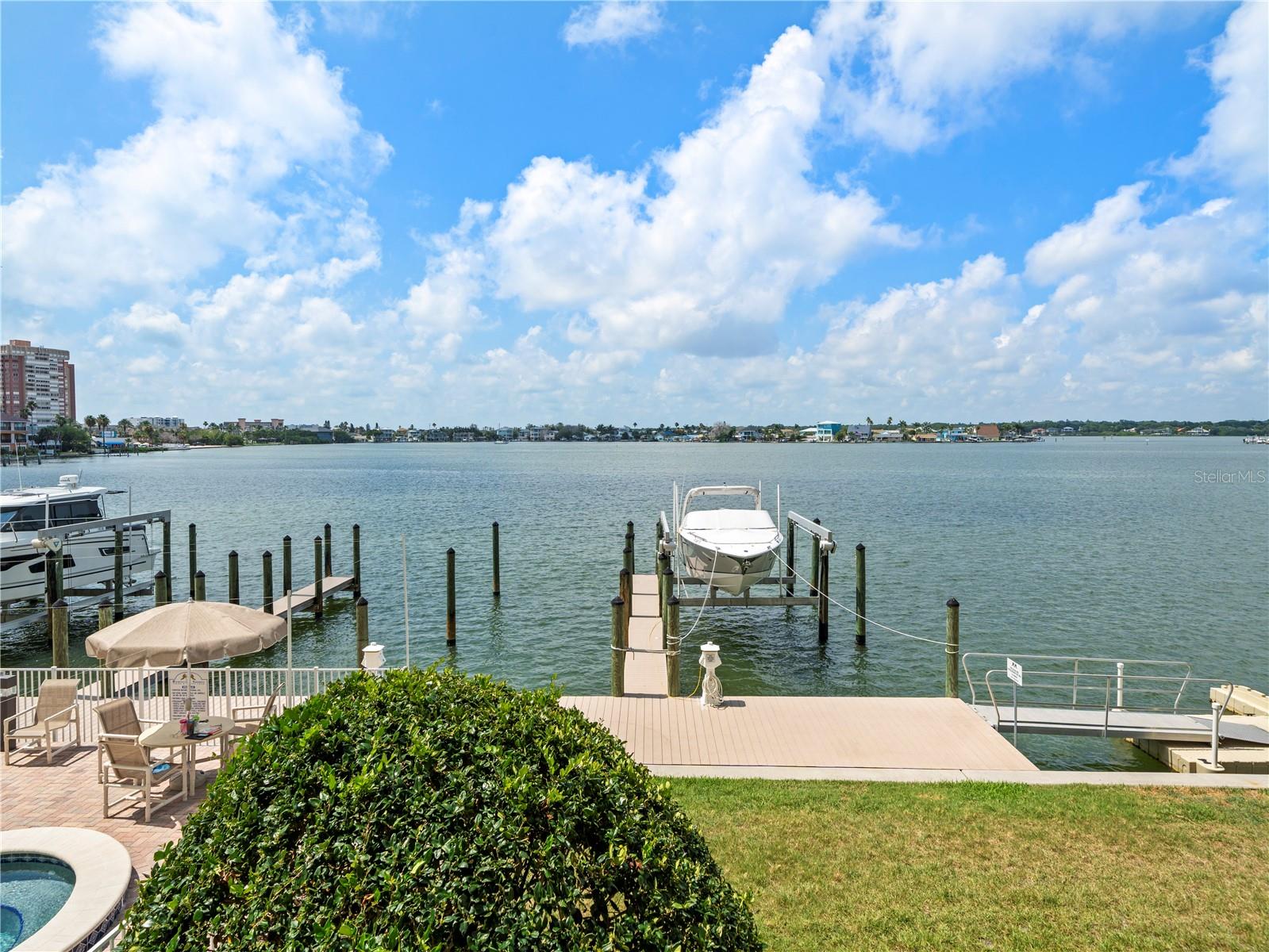17735 GULF BLVD #204, REDINGTON SHORES, FL, 33708